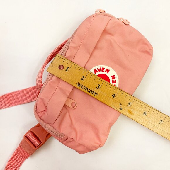 Fjallraven Kanken pink Hip Pack sling bag - Picture 6 of 9